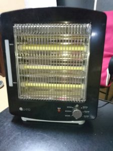 ユーイング製の電気ストーブ