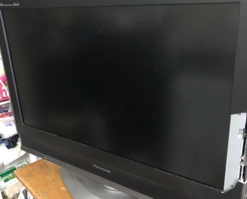 パナソニック製の液晶テレビ