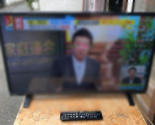 液晶テレビ（東芝製）