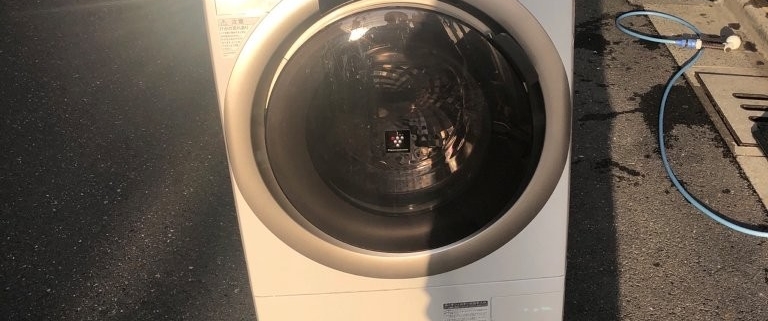 シャープ ドラム式洗濯乾燥機 ES-S70-WL 正面外観｜2015年製 7kg洗濯・3.5kg乾燥モデル