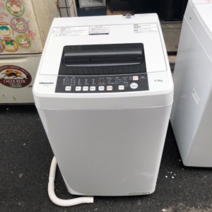 東京都荒川区で回収したハイセンス製全自動洗濯機 HW-T55C の外観写真｜5.5kg容量で単身世帯に人気