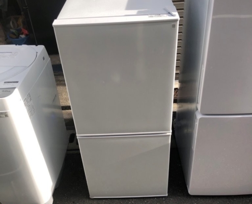 ニトリ製2ドア冷凍冷蔵庫Nグラシア106Lの外観写真|草加市柿木町で回収した冷蔵庫