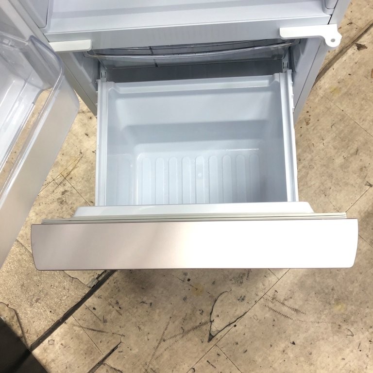 SHARP SJ-GD14E-W 冷凍室引き出し（46L）の内部状態